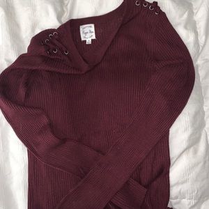 Lace shoulders maroon sweater